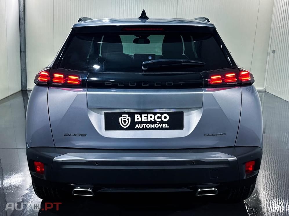 Peugeot 2008 Hybrid 145 e-DSC Allure