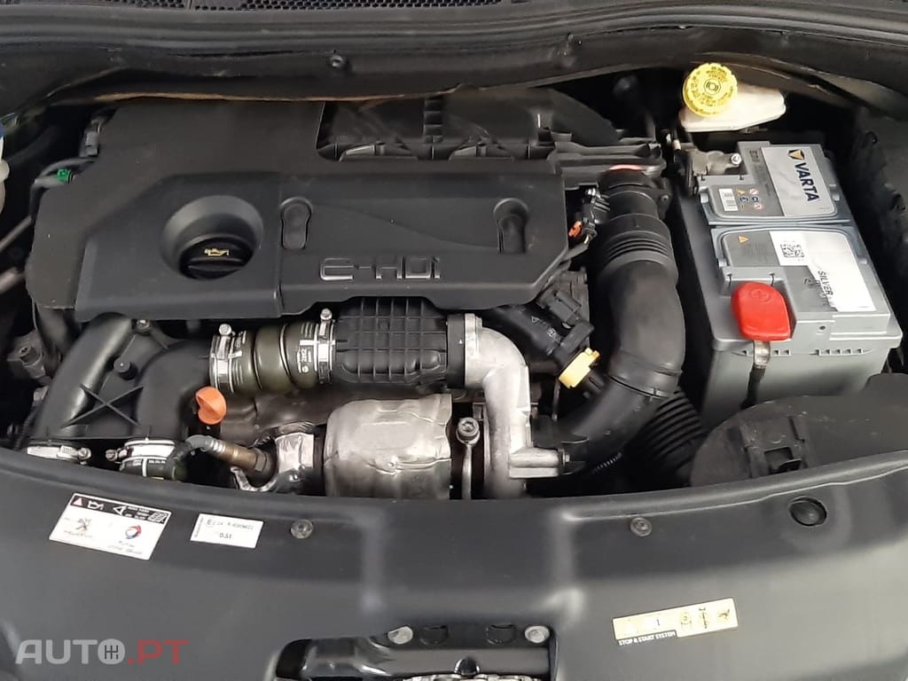 Peugeot 208 Allure 1.6 E-HDI 92 CV