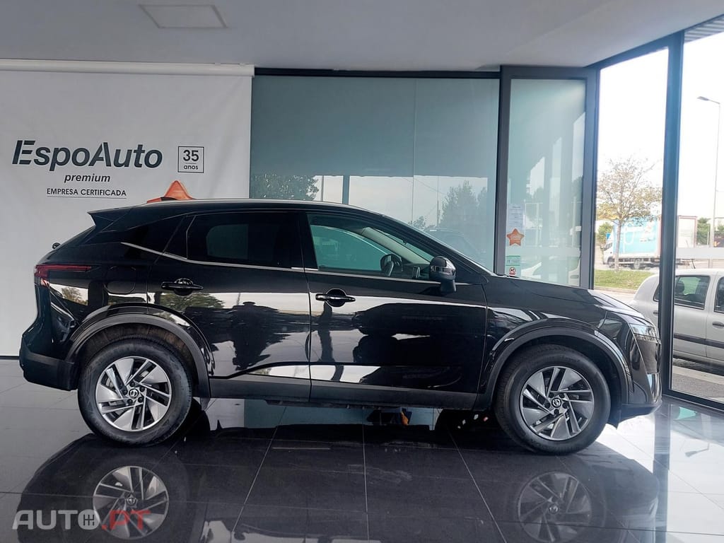 Nissan Qashqai 1.3 DIG-T N-Connecta 
