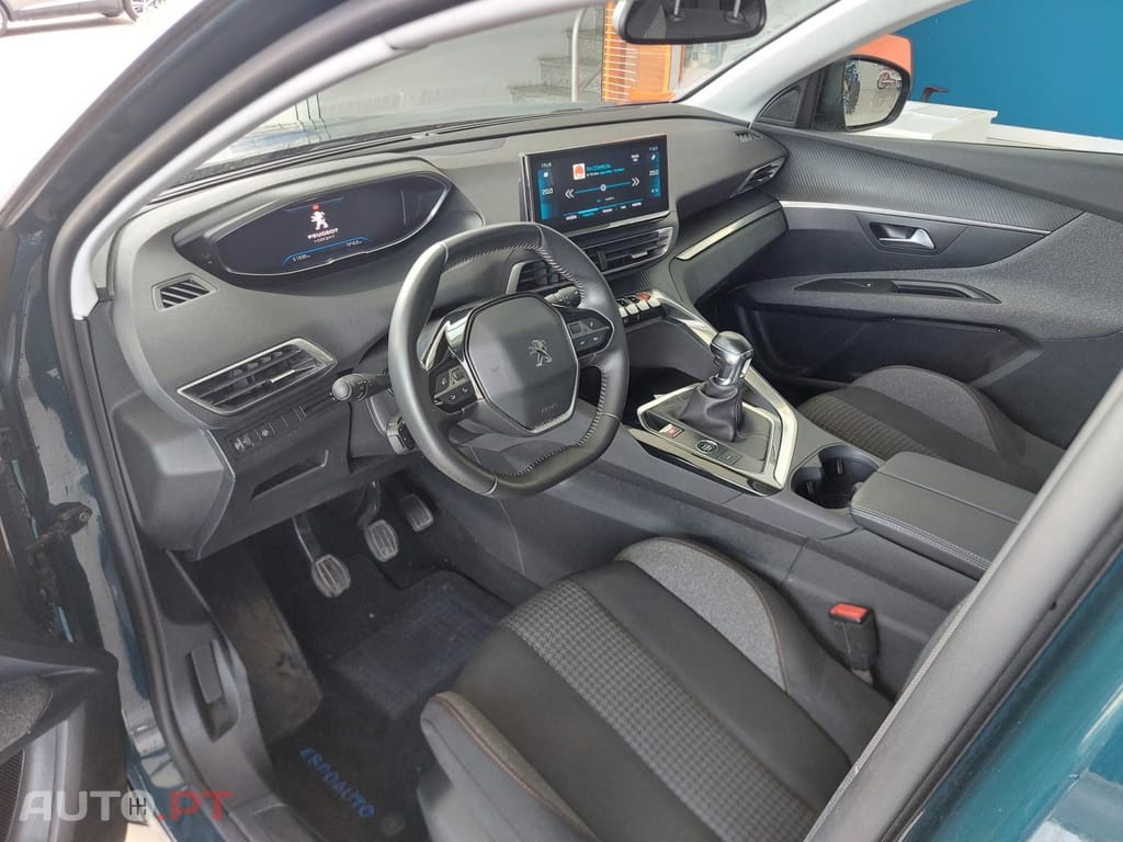Peugeot 3008 1.5 BlueHDi Active Pack