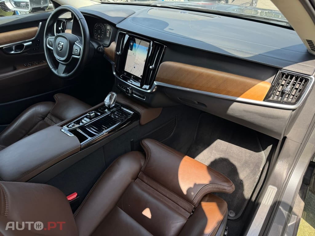 Volvo V90 2.0 T8 Inscription AWD Geartronic