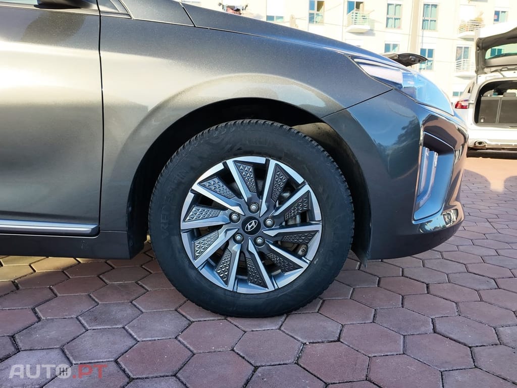 Hyundai Ioniq 38kWh