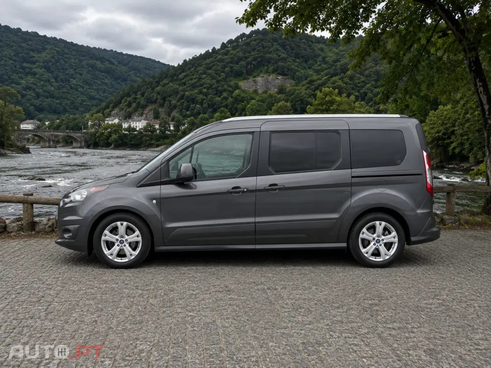 Ford Tourneo 1.5 TDCi 240 L2 Ambiente