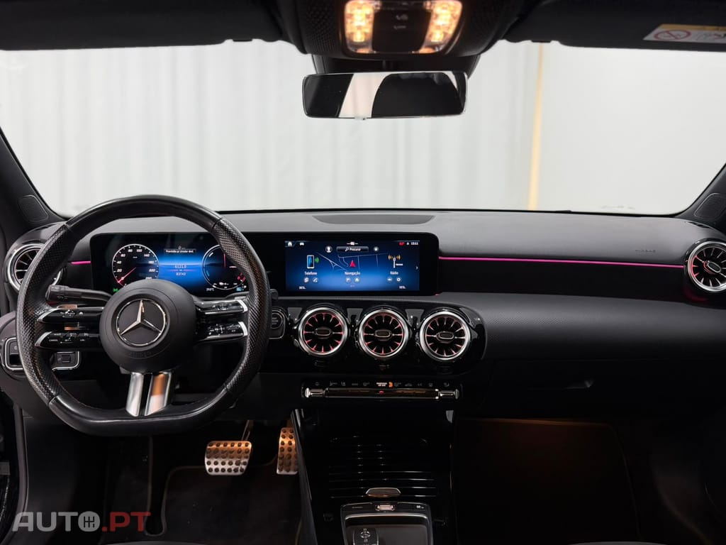 Mercedes-Benz A 250 e AMG Line