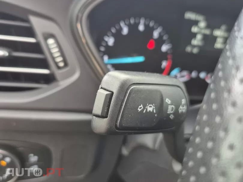 Ford Focus SW 1.0 EcoBoost MHEV ST-Line