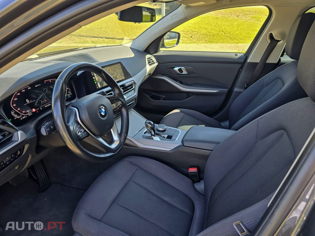 BMW 330 e