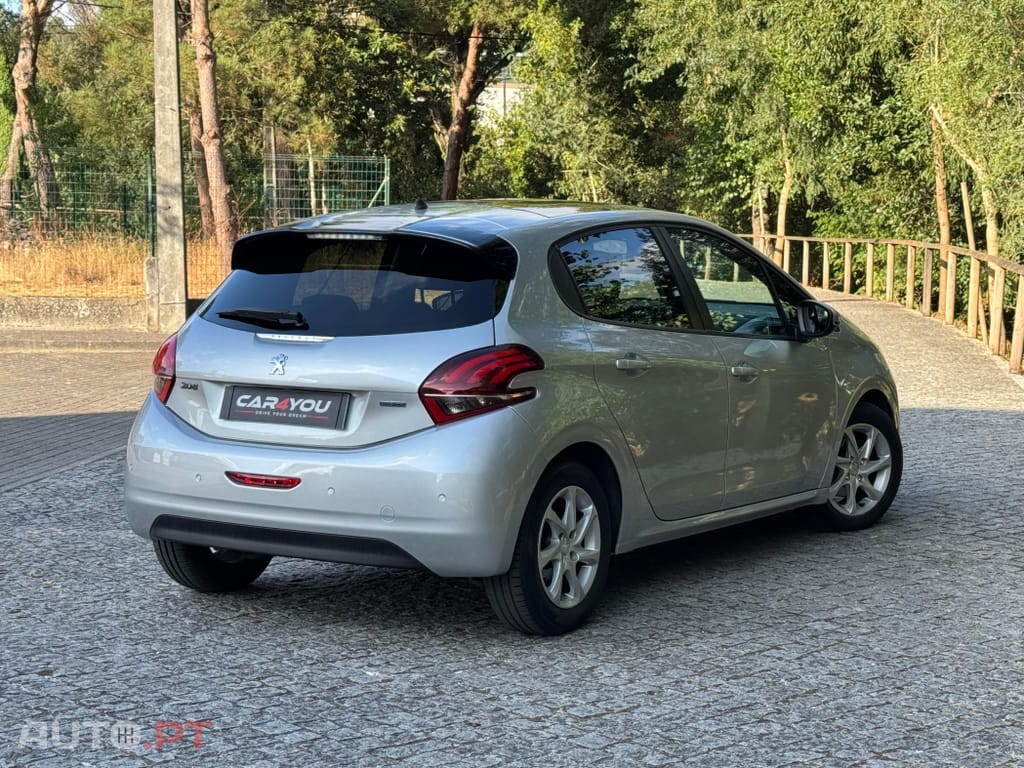 Peugeot 208 1.6 BlueHDi Allure