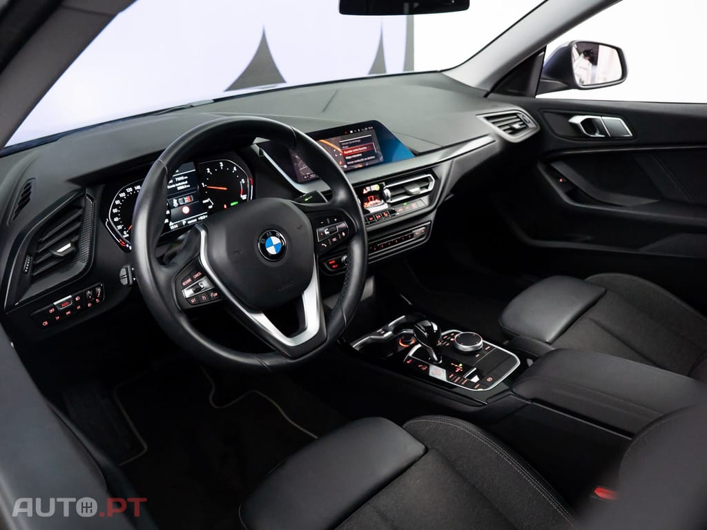 BMW 216 d Line Sport