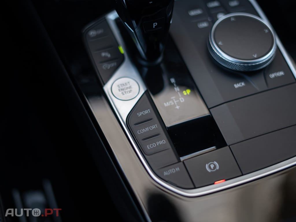 BMW 216 d Pack Desportivo M