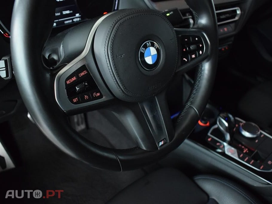 BMW 216 d Pack Desportivo M