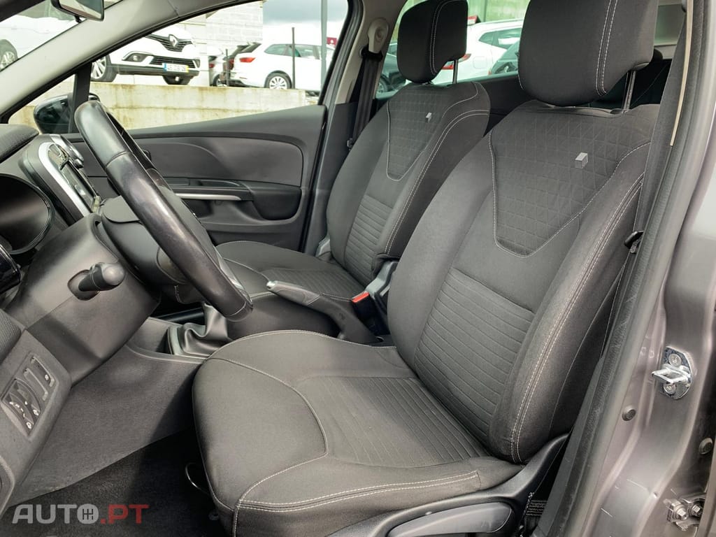 Renault Clio Sport Tourer 1.5 dCi Limited
