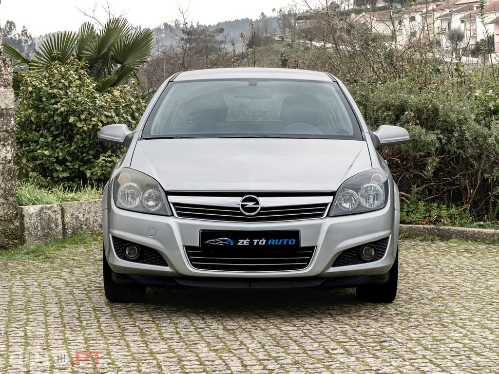 Opel Astra 1.7 CDTi Cosmo