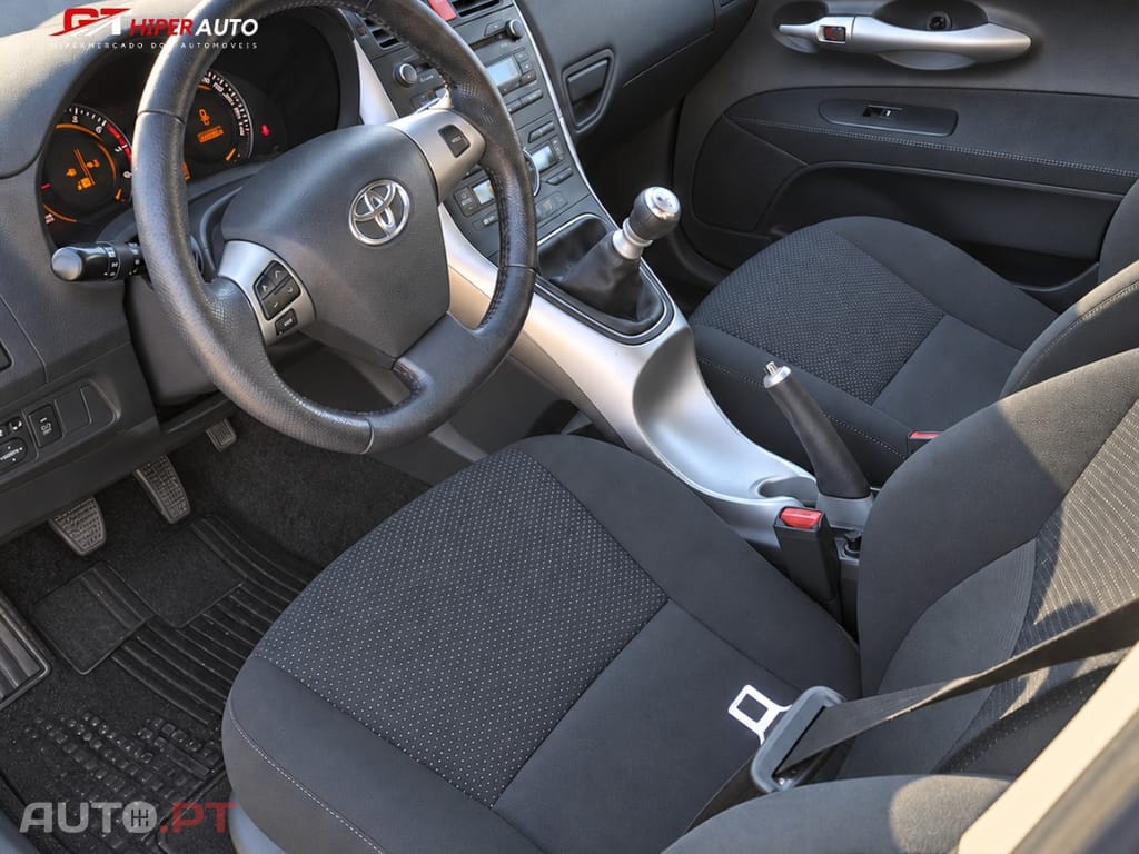 Toyota Auris 1.33 VVT-i ACtive+AC