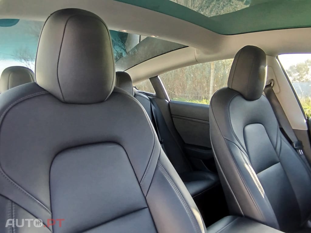 Tesla Model 3 Long Range Tração Traseira