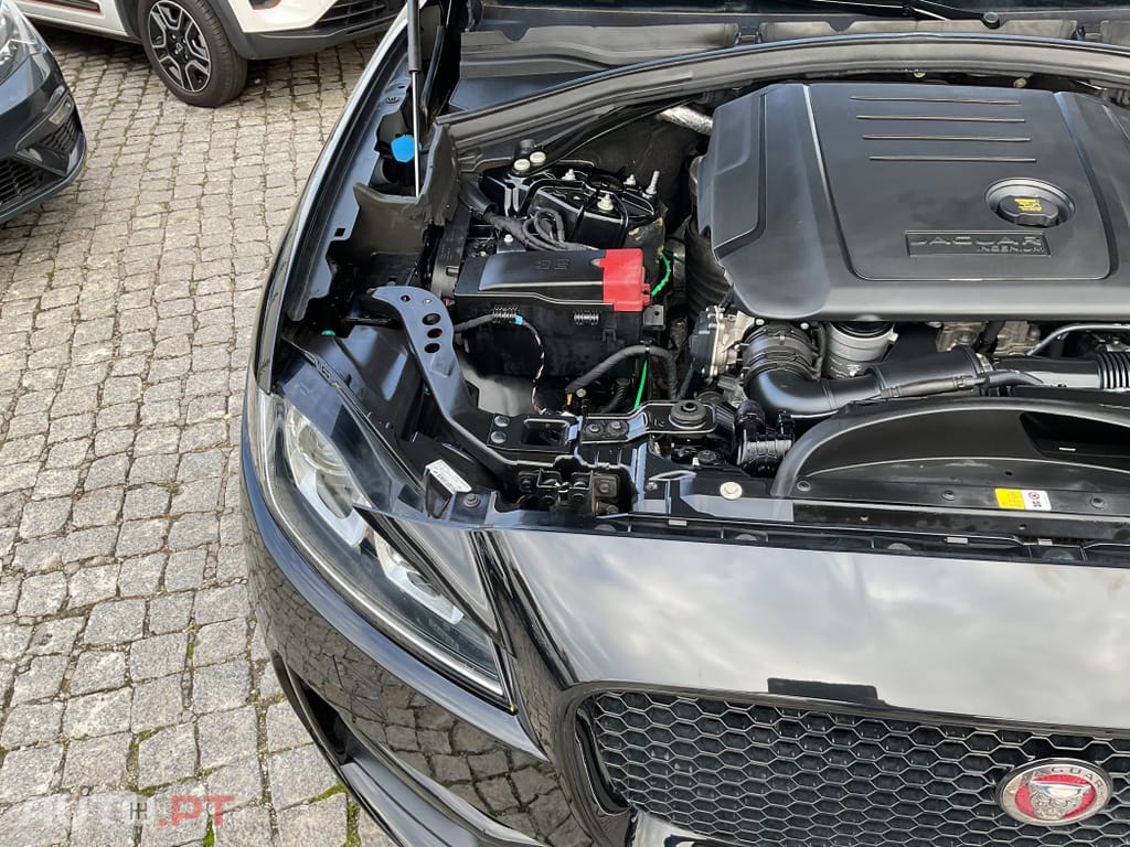 Jaguar F-Pace 2.0 i4D R-Sport AWD Aut.