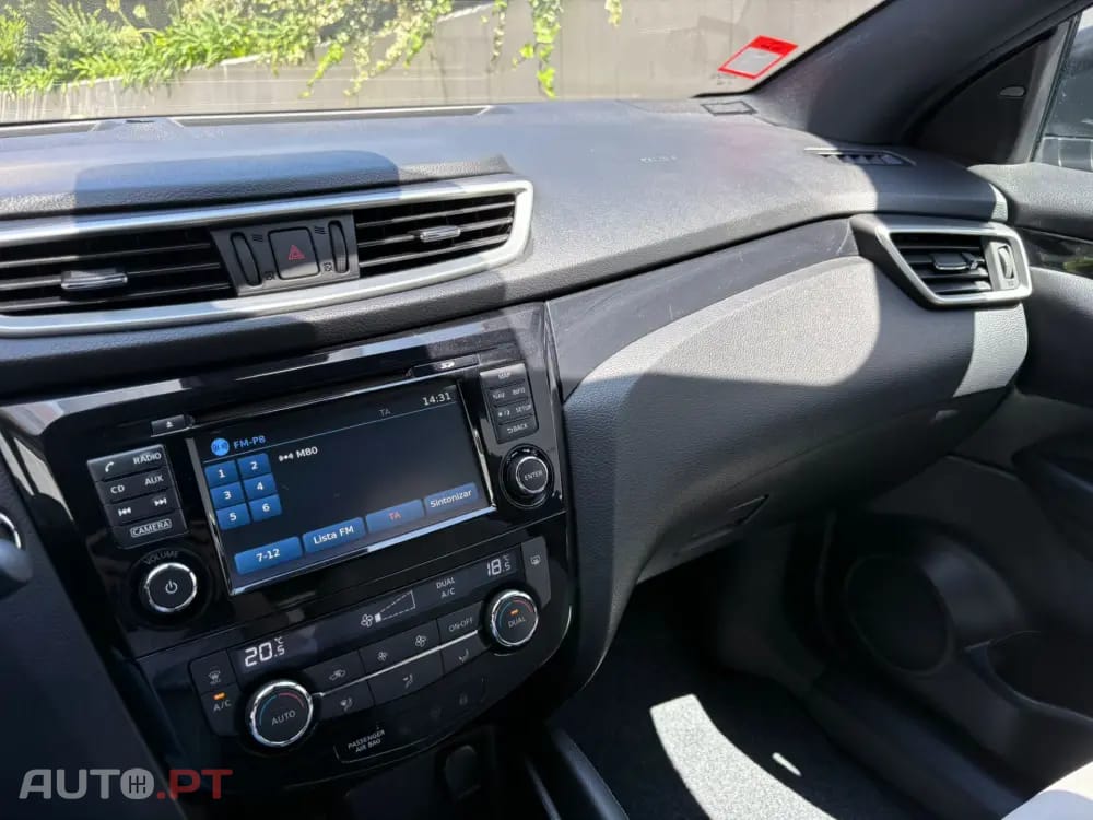 Nissan Qashqai 1.5 dCi Tekna Premium 17 Alcantara
