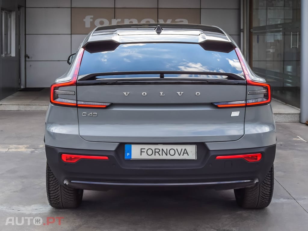 Volvo C40 Recharge Extended Range Plus