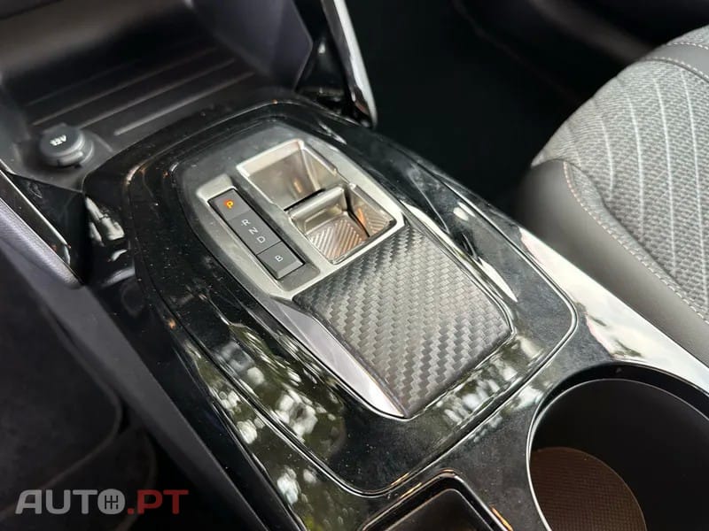 Peugeot E-208 51 kWh Allure