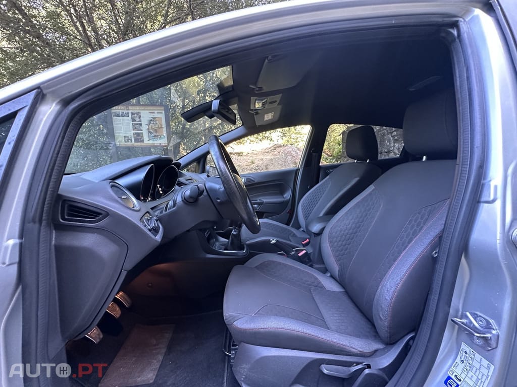 Ford Fiesta 1.0 EcoBoost S&S ST-LINE