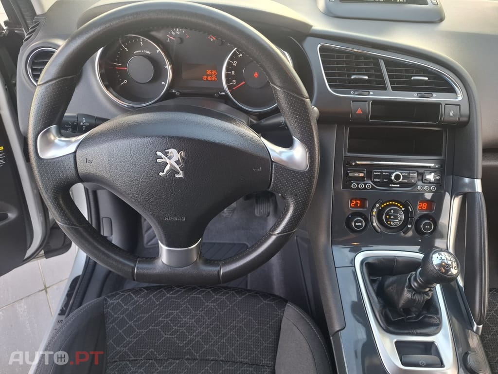 Peugeot 3008 1.6 BlueHDi Style