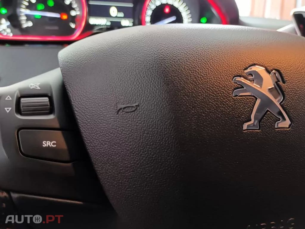 Peugeot 2008 1.2 PureTech GT Line