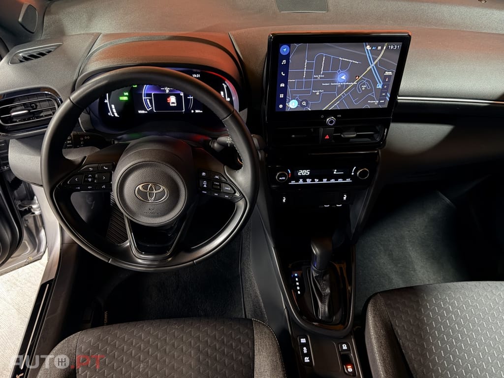 Toyota Yaris Cross 1.5 HDF Premier Edition