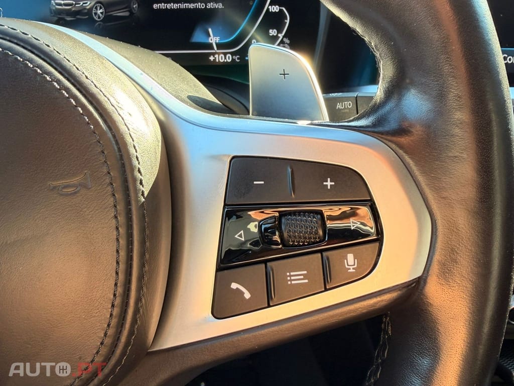 BMW 330 TOURING PACK M