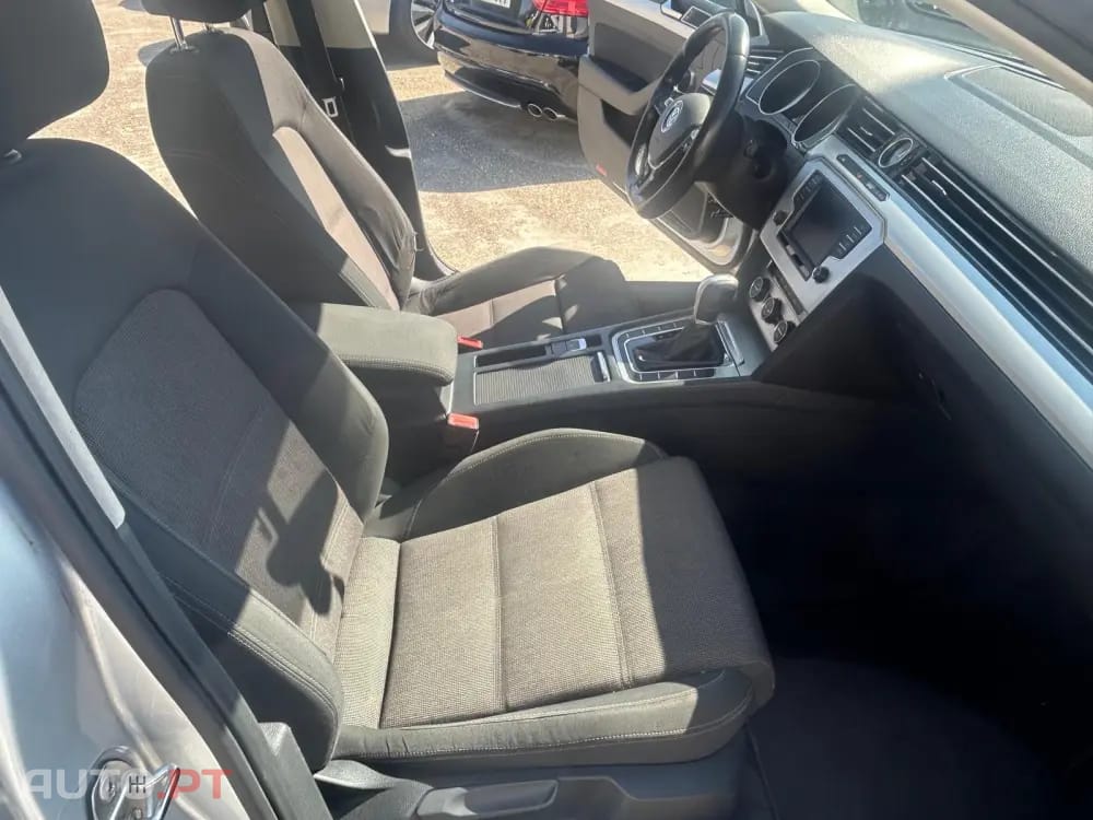 Volkswagen Passat Variant 2.0 TDI Confortline DSG