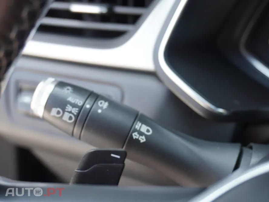 Renault Captur BLUE dCi 115 EDC INTENS