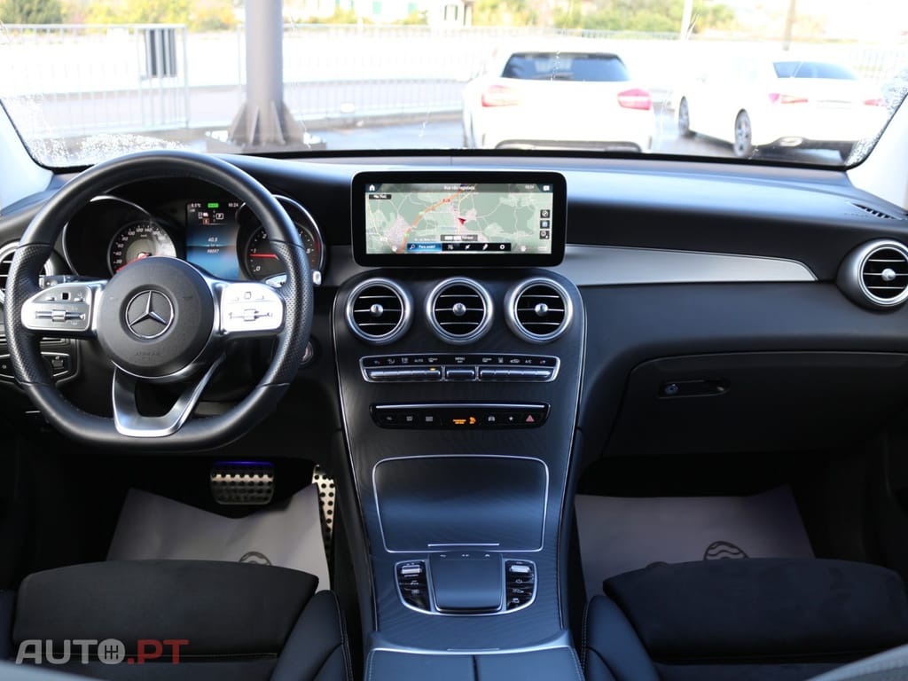 Mercedes-Benz GLC 300 de 4-Matic AMG Pack Night