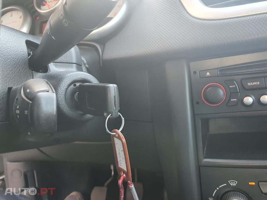 Peugeot 207 1.6 HDi 99g