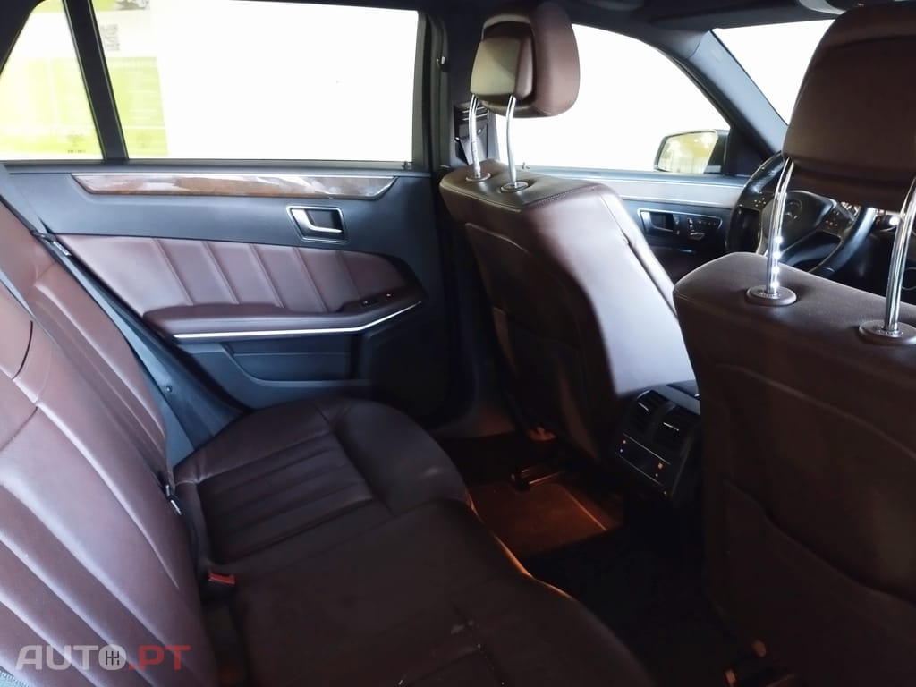 Mercedes-Benz E 300 Bluetec Hybrid Avantgarde