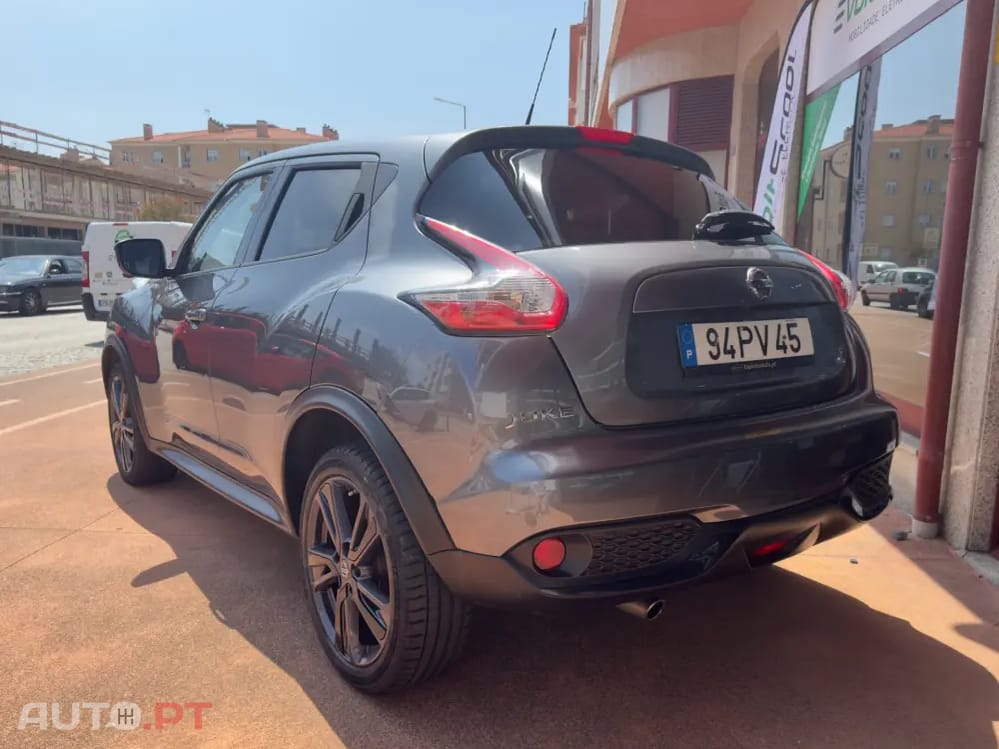 Nissan Juke 1.2 DIG-T N-Connecta Pack Exterior 1 Black Tokyo