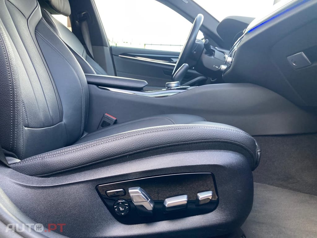 BMW 520 DA LINE LUXURY
