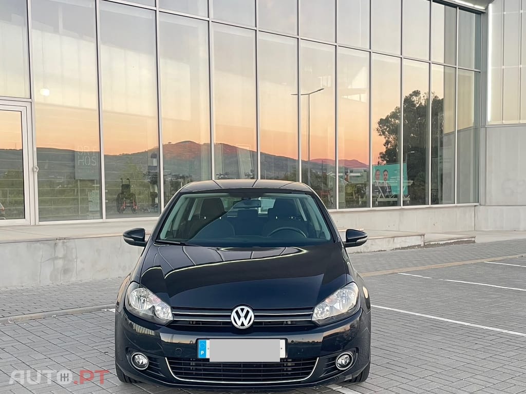 Volkswagen Golf 1.6 TDi Confortline
