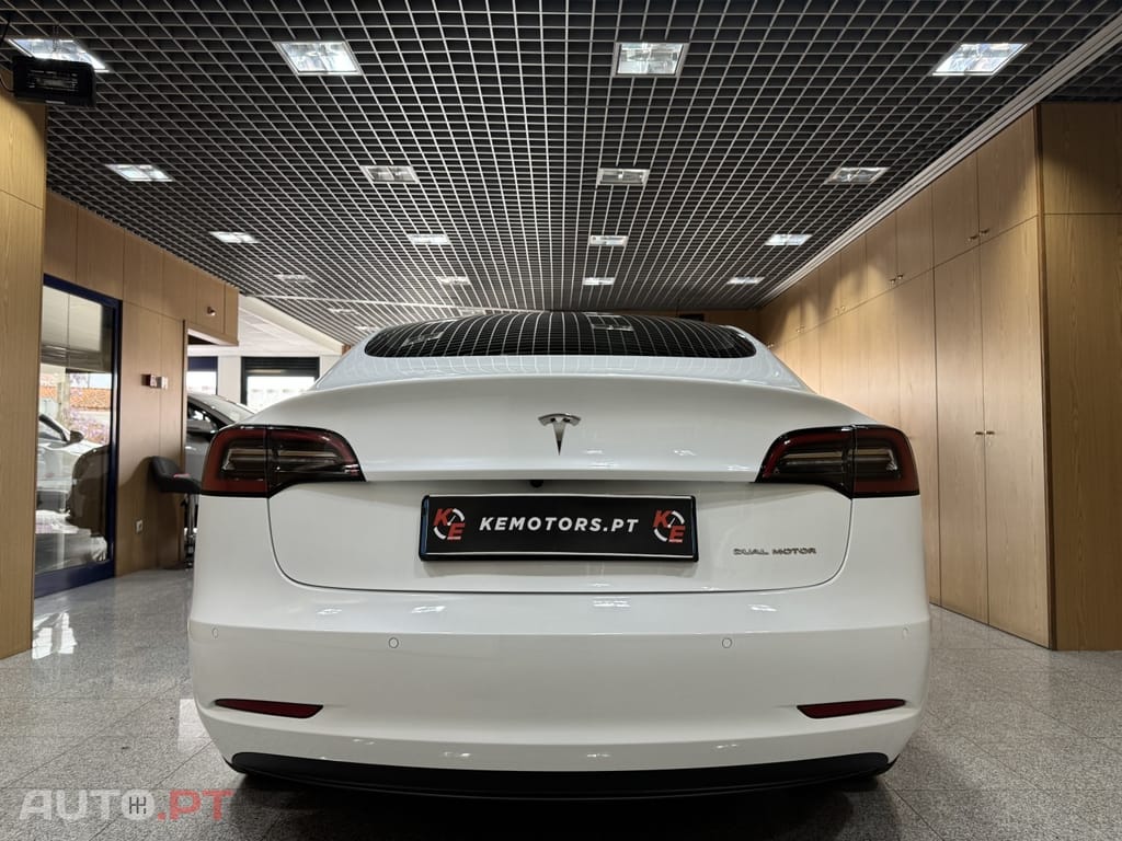 Tesla Model 3 Long Range Tração Integral