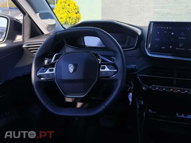 Peugeot 208 Peugeot 208 1.2 Hybrid Allure e-DCS6