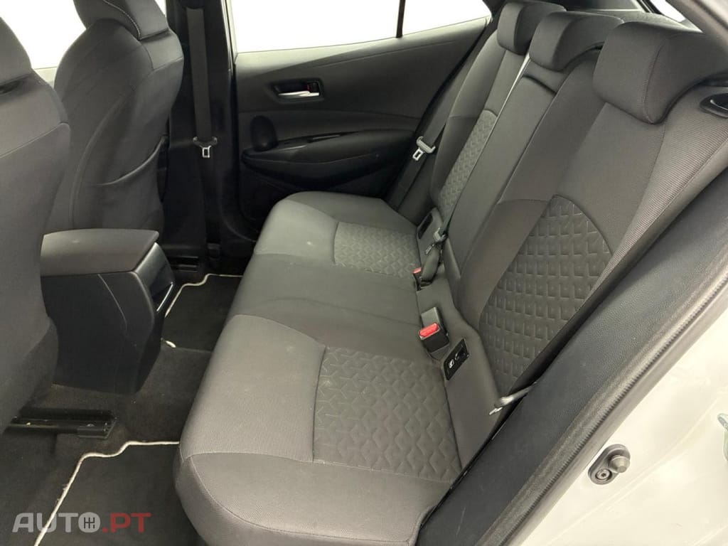 Toyota Corolla Pro 1.8 Hybrid Dynamic Business + Stage Academy