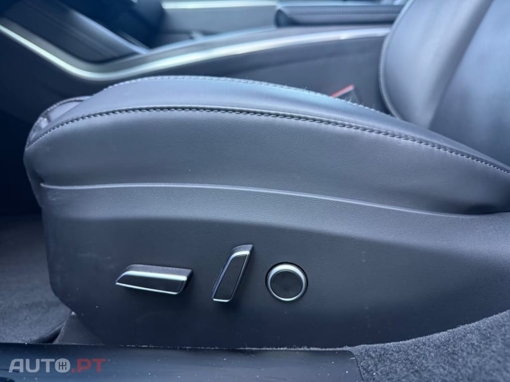 Tesla Model S I.V.A DEDUTIVEL Plaid
