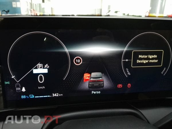 Renault Mégane 100% ELÉTRICO ICONIC 220CV AUTONOMIA CONFORT CA22