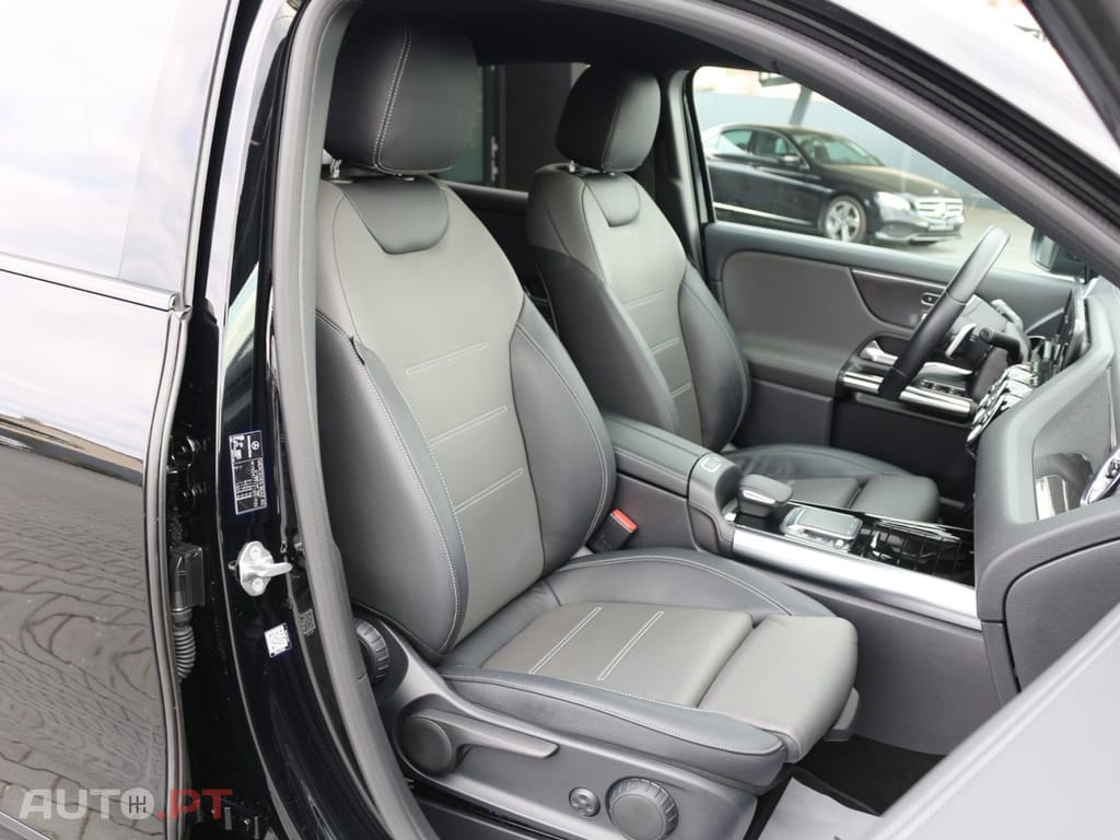 Mercedes-Benz GLA 200 D  AMG PACK NIGHT
