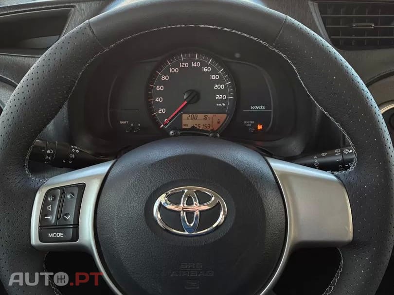 Toyota Yaris 1.0 VVT-i Comfort+AC