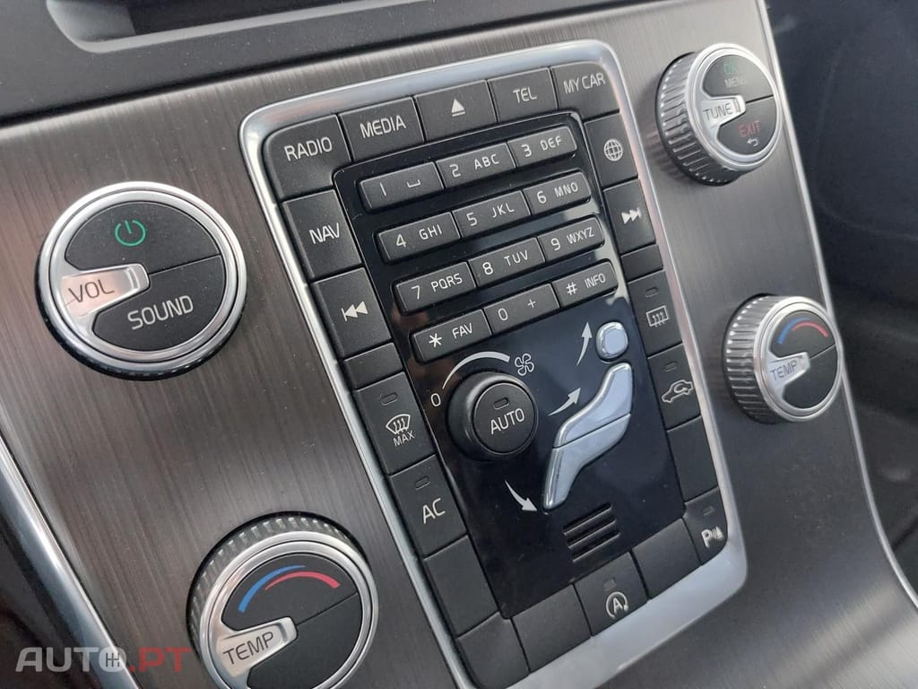 Volvo V60 2.0 D2 Momentum