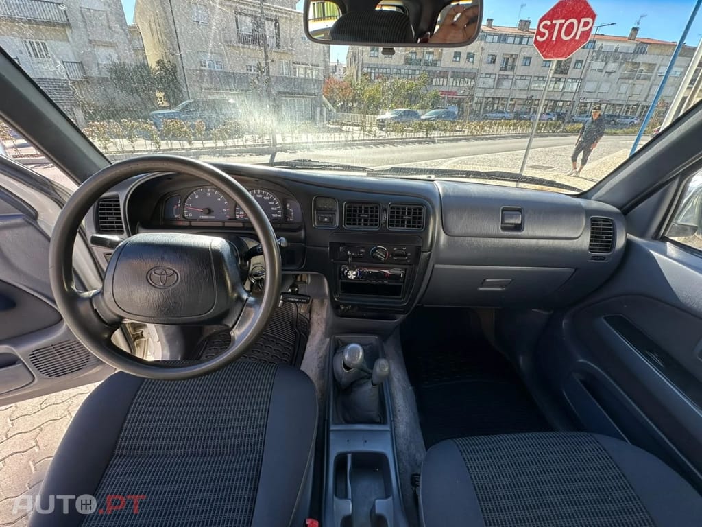 Toyota Hilux 2.4 TD LN170LM CE Trial