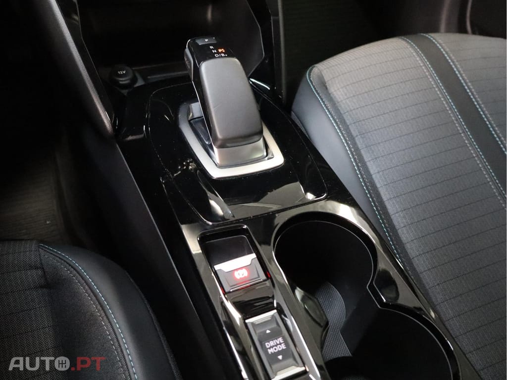 Peugeot 208 Allure Versão Eléctrica