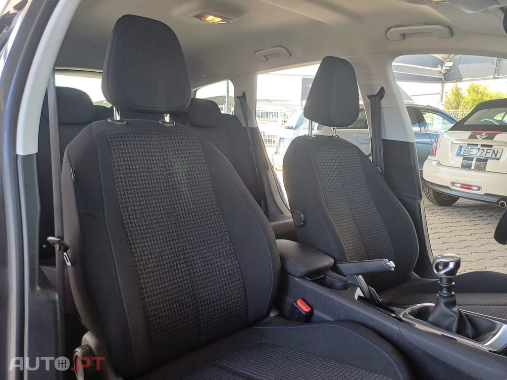 Peugeot 308 SW 1.5 BlueHDi Style J17