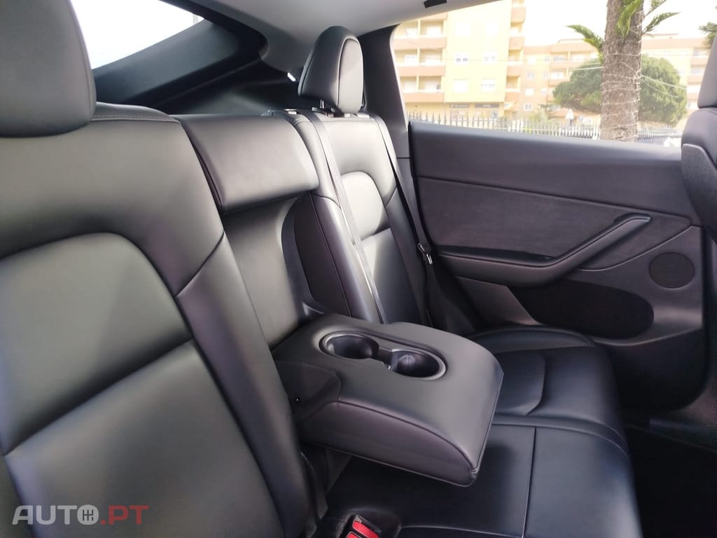 Tesla Model Y Tração Traseira Standard
