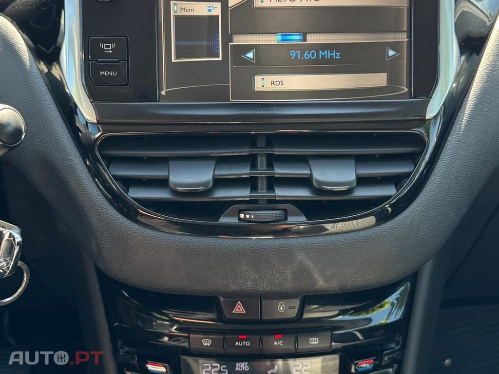 Peugeot 208 1.6 e-HDi Allure