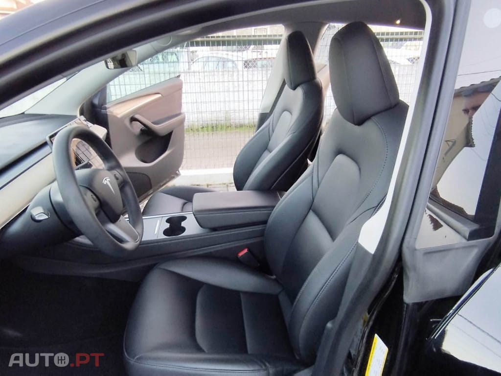 Tesla Model Y Tração Traseira