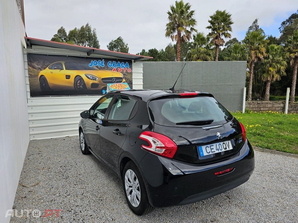 Peugeot 208 1.2 PureTech Active